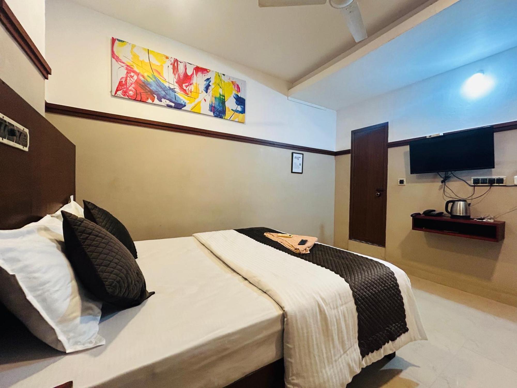 Rio Rooms Medical College Кожикод Екстериор снимка