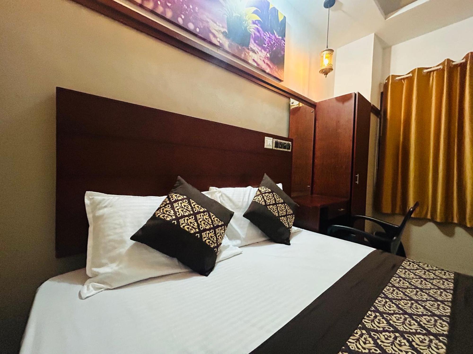 Rio Rooms Medical College Кожикод Екстериор снимка