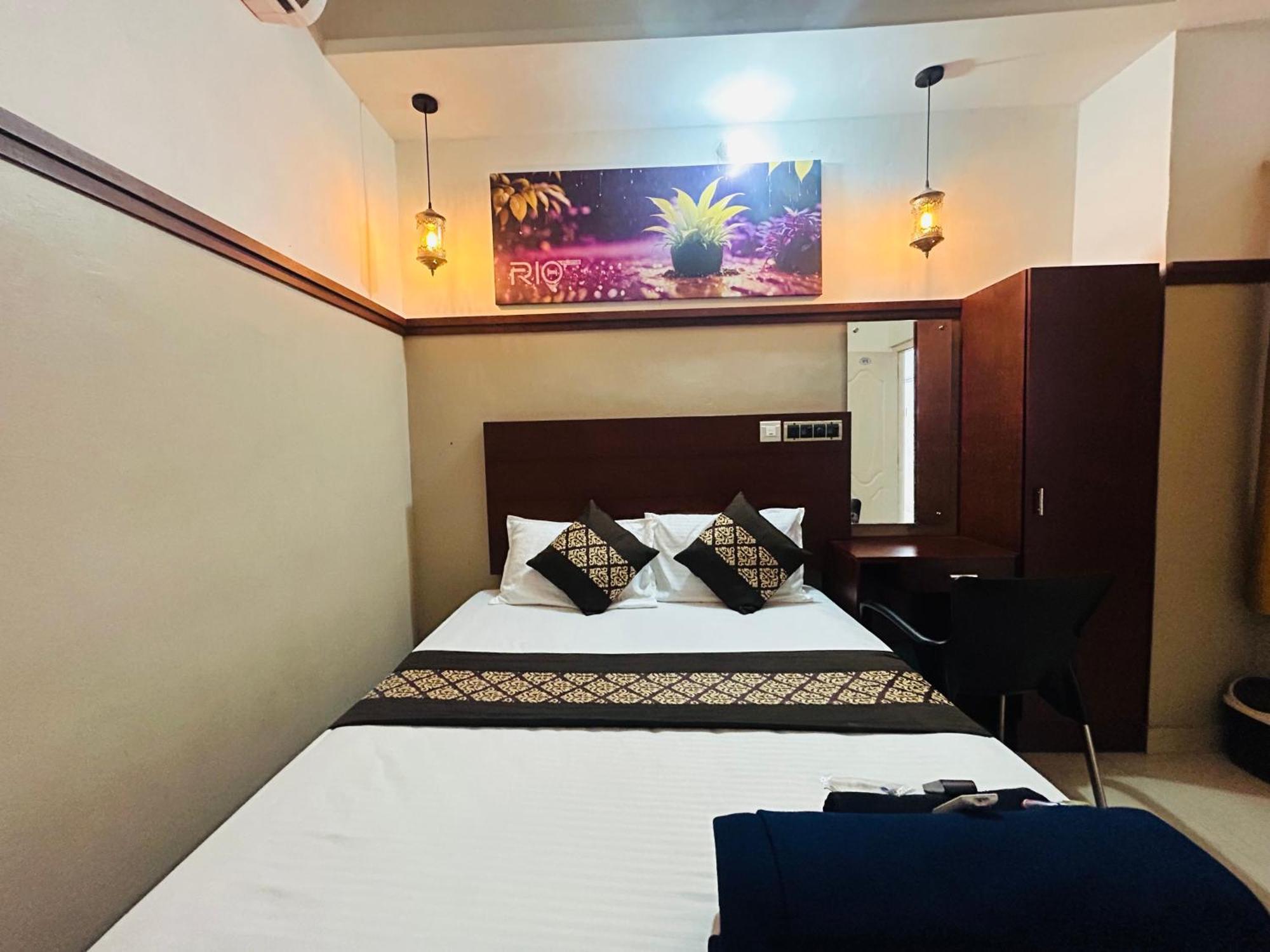 Rio Rooms Medical College Кожикод Екстериор снимка